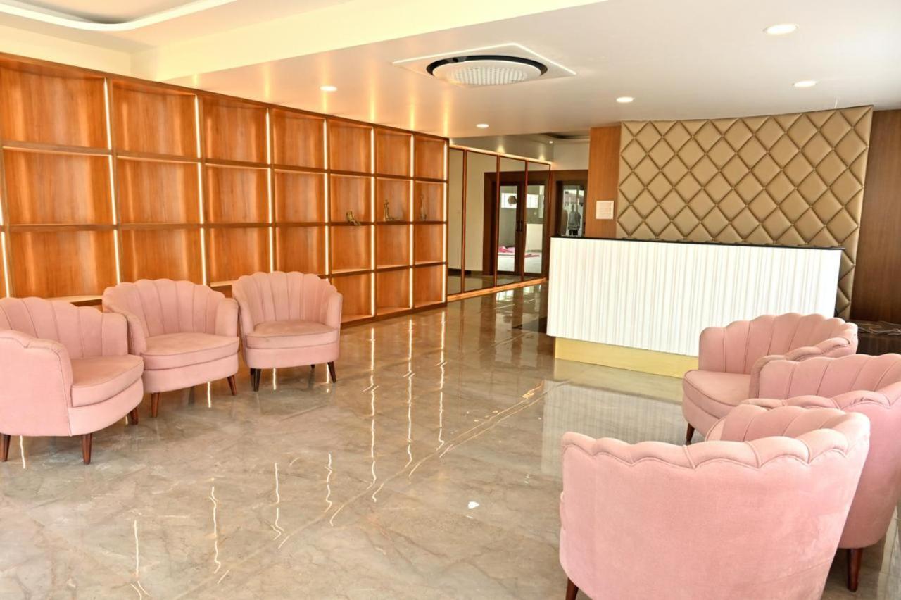 Hometown Sharu'S Inn A Luxury Hotel Chikmagalur Exterior photo