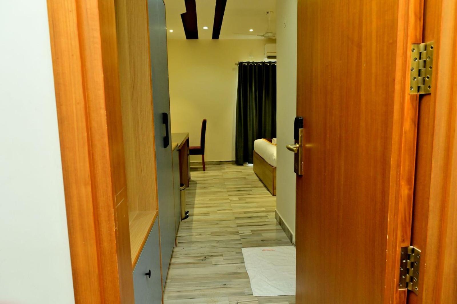 Hometown Sharu'S Inn A Luxury Hotel Chikmagalur Exterior photo